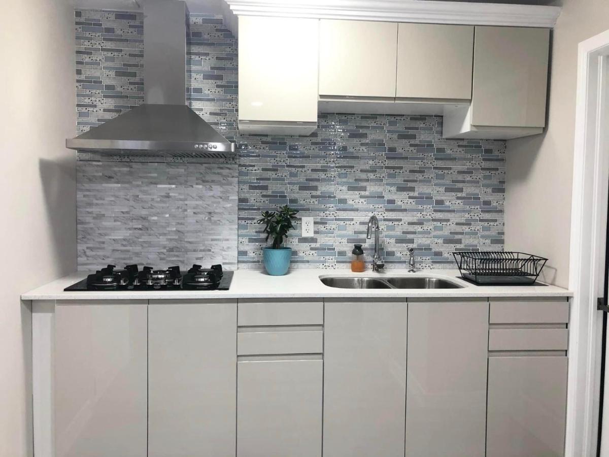Entire Basement With 3 Bedrooms Niagara-vízesés Kültér fotó
